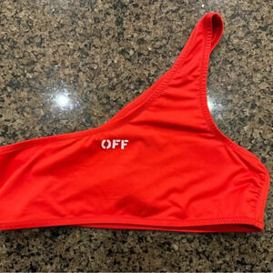 Off-White One-shoulder bikini top in red with elasticized hem size 40 S/Xs